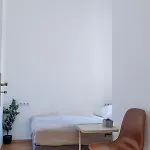 Moon - Spacious *